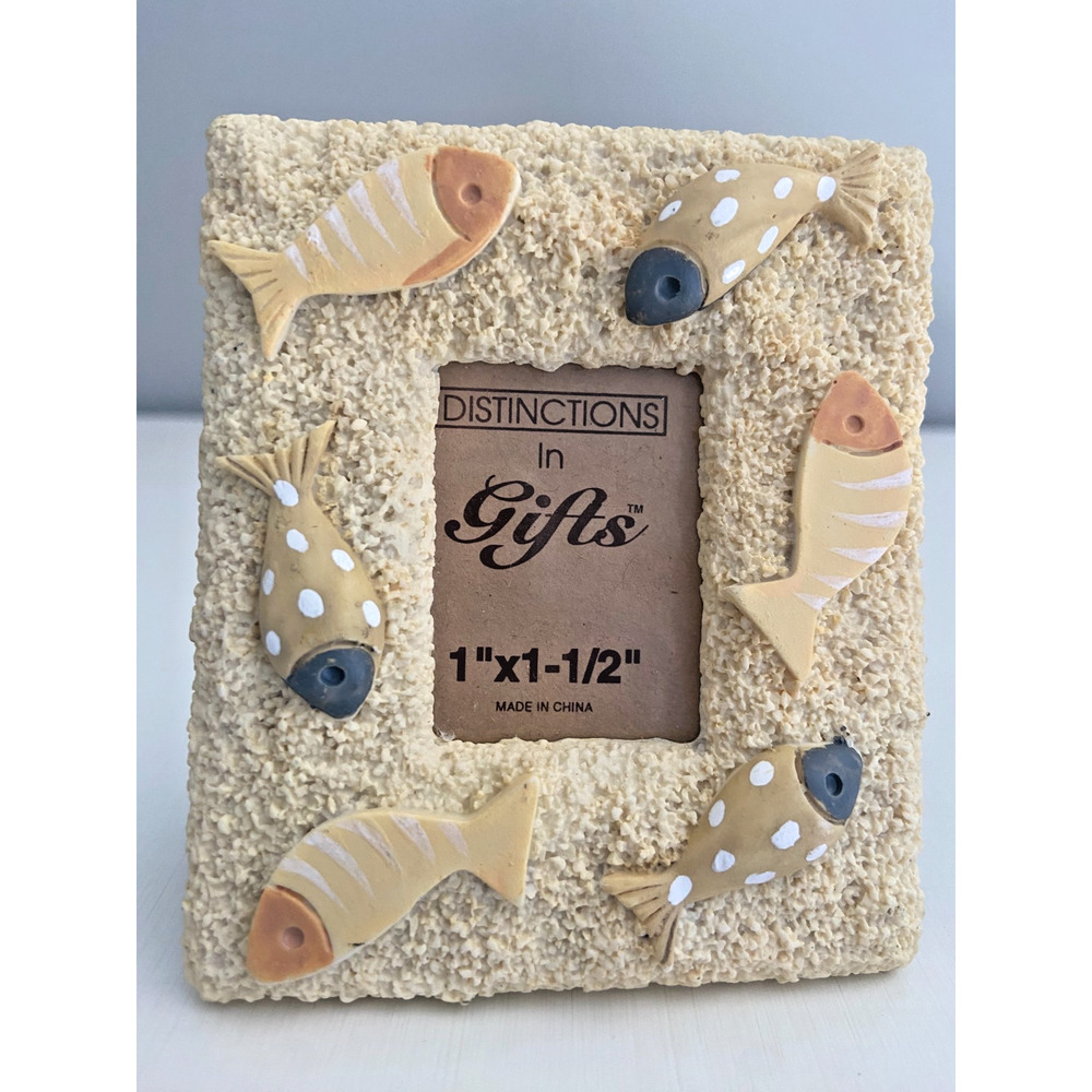 Seaside Photo Frame Small Beige Resin Sand Fish 1" X 1 1/2" Photo Desk Top